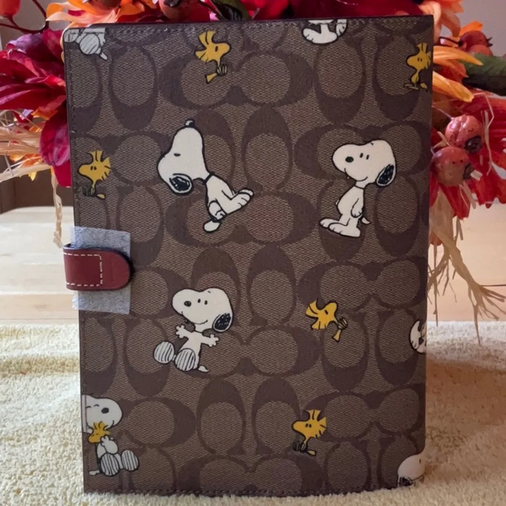 🐶 COACH X PEANUTS NOTEBOOK 🐶 NWT 🐶